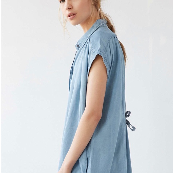 ✨SOLD✨Chambray Swing Dress - Picture 2 of 2